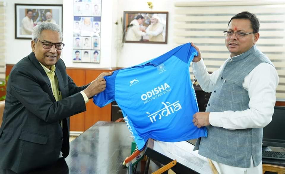 सीएम धामी की ओडिशा के पर्यटन मंत्री अश्वनी कुमार से मुलाकात
