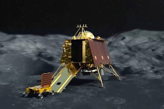 Chandrayaan 3 successful Landing चांद पर चंद्रयान की सफल लैंडिंग