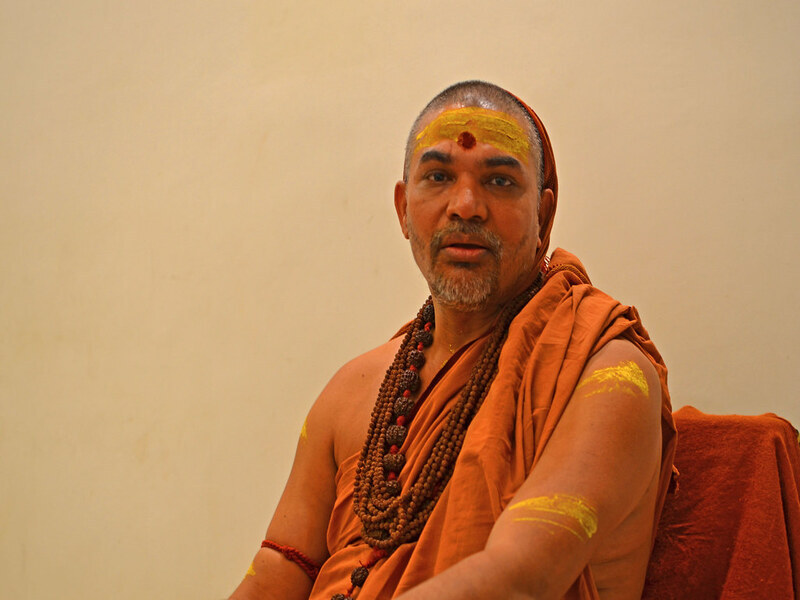 Shankaracharya's demand to political parties, if they are well wishers of Hindus then they should bring a bill in Parliament to stop cow slaughter