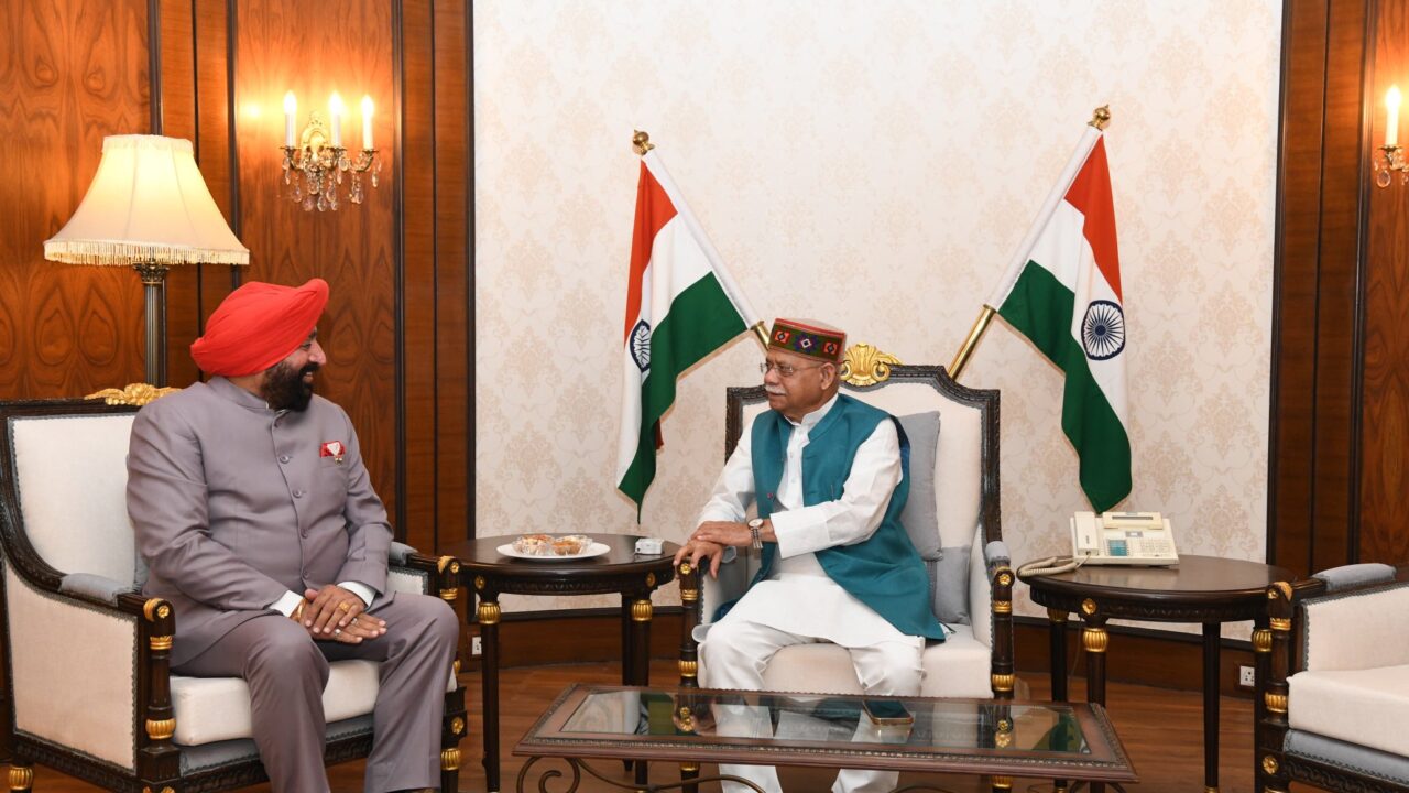 राज्यपाल ले,ज. गुरमीत सिंह (रि) की तेलंगाना के राज्यपाल से मुलाकात, समकालीन मुद्दों पर चर्चा